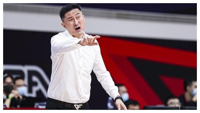 绿帽龟奴服侍伺候情夫